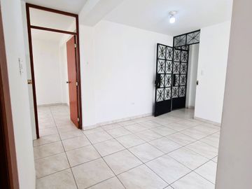 VENDO CASA COMERCIAL DE 3 PISOS + AIRES EN CAMPOY, SAN JUAN DE LURIGANCHO