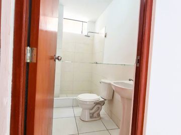 VENDO CASA COMERCIAL DE 3 PISOS + AIRES EN CAMPOY, SAN JUAN DE LURIGANCHO