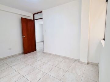 VENDO CASA COMERCIAL DE 3 PISOS + AIRES EN CAMPOY, SAN JUAN DE LURIGANCHO
