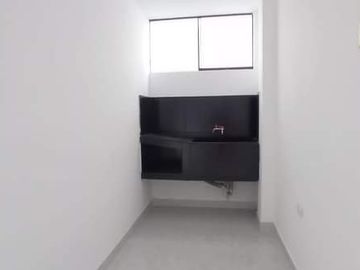 VENDO CASA COMERCIAL DE 3 PISOS + AIRES EN CAMPOY, SAN JUAN DE LURIGANCHO