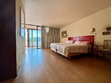Exclusivo Departamento en el Corazón de El Golf
