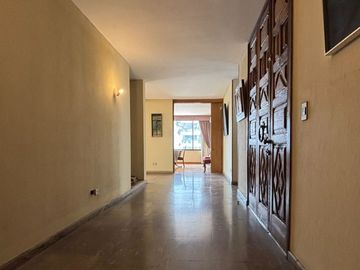 Exclusivo Departamento en el Corazón de El Golf