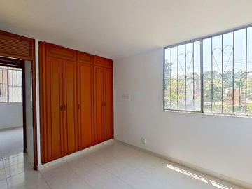 Vendo Apartamento en cali en Gratamira J La Selva