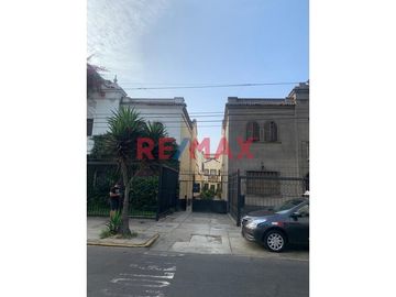 Se Vende Casa En Quinta 2 Pisos Av. Cuba Jesus Maria