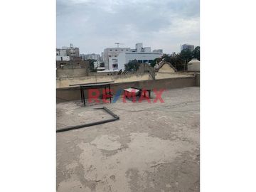 Se Vende Casa En Quinta 2 Pisos Av. Cuba Jesus Maria