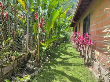 Casa Campestre en Venta Copacabana Antioquia