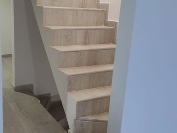 VENTA CASA TRES NIVELES UNIDAD  RESIDENCIAL STA. MARTA - TIERRA BUENA (BOGOTA)