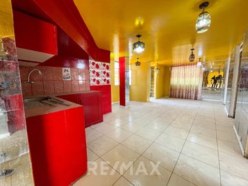 Se Vende Departamento Duplex En Los Olivos Frente Al Colegio Perú - Japón