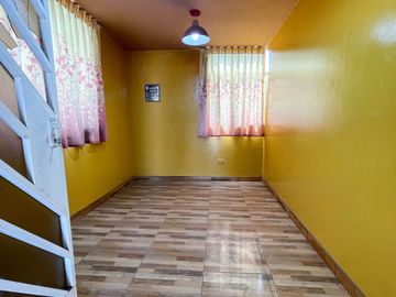 Se Vende Departamento Duplex En Los Olivos Frente Al Colegio Perú - Japón