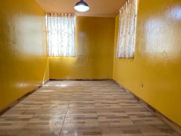 Se Vende Departamento Duplex En Los Olivos Frente Al Colegio Perú - Japón