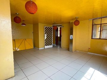 Se Vende Departamento Duplex En Los Olivos Frente Al Colegio Perú - Japón