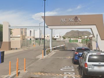 Oportunidad en Casa en venta en Acacia Residencial