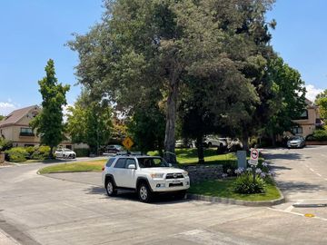 SE VENDE LINDA CASA EN CONDOMINIO 187 M2 DORMITORIOS 5 PISCINA UF 16.700
