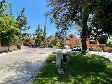 SE VENDE LINDA CASA EN CONDOMINIO 187 M2 DORMITORIOS 5 PISCINA UF 16.700