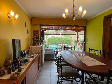 SE VENDE LINDA CASA EN CONDOMINIO 187 M2 DORMITORIOS 5 PISCINA UF 16.700