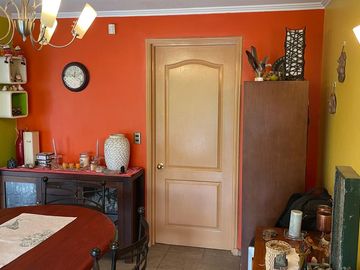 SE VENDE LINDA CASA EN CONDOMINIO 187 M2 DORMITORIOS 5 PISCINA UF 16.700