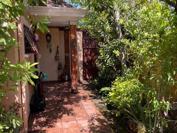 SE VENDE LINDA CASA EN CONDOMINIO 187 M2 DORMITORIOS 5 PISCINA UF 16.700