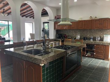 VENTA DE CASA EN 2 NIVELES RANCHO TETELA CUERNAVACA MORELOS