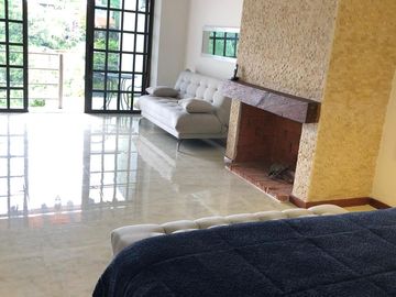 VENTA DE CASA EN 2 NIVELES RANCHO TETELA CUERNAVACA MORELOS