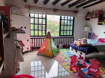 VENTA DE CASA EN 2 NIVELES RANCHO TETELA CUERNAVACA MORELOS