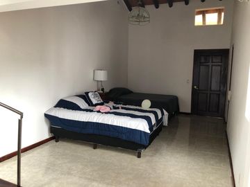 VENTA DE CASA EN 2 NIVELES RANCHO TETELA CUERNAVACA MORELOS