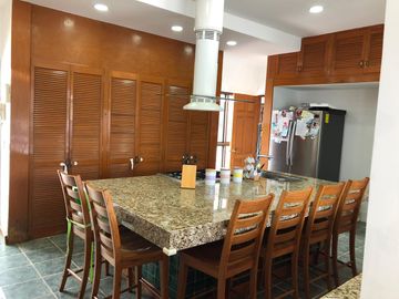 VENTA DE CASA EN 2 NIVELES RANCHO TETELA CUERNAVACA MORELOS