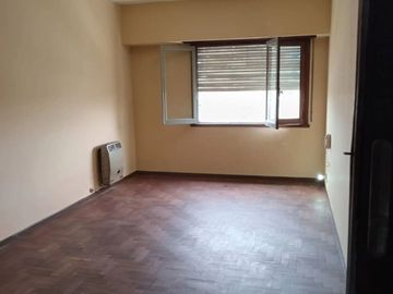 VENTA DEPARTAMENTO 3 AMBIENTES - CIUDADELA