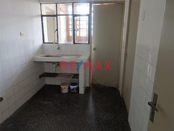 Alquiler De Dpto. 7Mo Piso