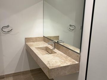 LUJOSA CASA 3 RECAMARAS CON DISEÑO MODERNO Y ACABADOS DE CALIDAD UBICADA EN MAYORAZGO