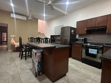Casa en venta en Col. Benito Juárez en Mazatlán, Sinaloa