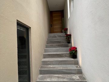 VENTA MODERNA CASA EN CONDOMINIO CON ROOF GARDEN ENCINO GRANDE TETELPAN