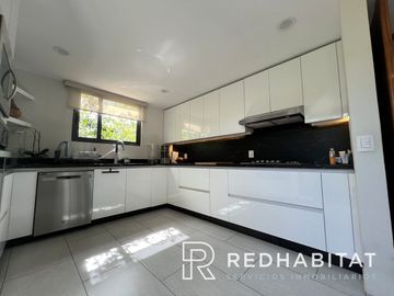 VENTA MODERNA CASA EN CONDOMINIO CON ROOF GARDEN ENCINO GRANDE TETELPAN