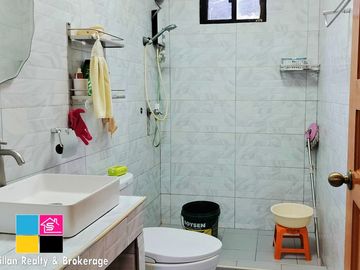 For Sale Semi-Furnished House and Lot in Royale Consolacion Cebu