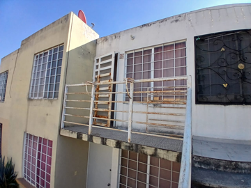 CASA DÚPLEX EN VENTA EN REAL DEL SOL, TLAJOMULCO