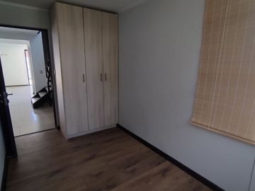 Se vende estupenda casa totalmente remodelada en excelente ubicación