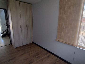 Se vende estupenda casa totalmente remodelada en excelente ubicación