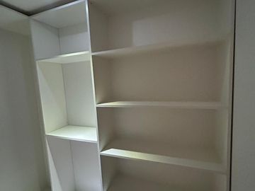 Se vende estupenda casa totalmente remodelada en excelente ubicación