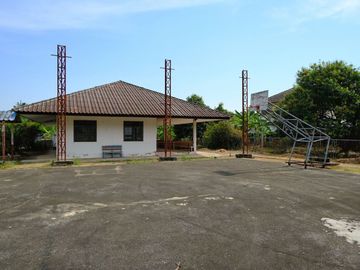 92164 - ขายที่ดิน 16 ไร่ พร้อมสิ่งปลูกสร้างเป็นอาคารโรงเรียนชั้นเดียว อ.หนองเสือ คลอง 11 ปทุมธานี