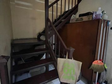 Dijual Rumah Murah Bangunan Lama Terawat di Turangga Buahbatu Bandung Kota