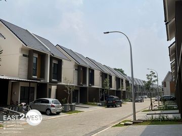 Dijual Rumah Cluster Aeris Citra Garden Serpong Cisauk Tangerang Unit Baru Belum Pernah Dipakai Bagus Cantik Siap Huni Lokasi Sangat Strategis