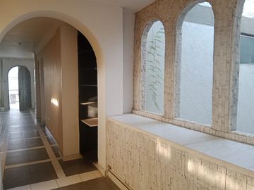 Se Vende apartamento en el Barrio El Limonar, Sur de Cali.