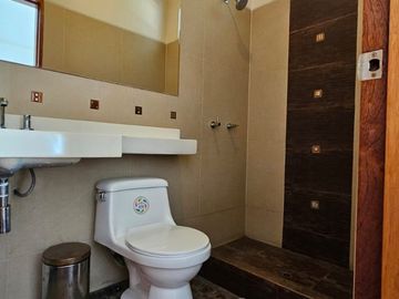 VENDO CASA DE CAMPO EN ZONA EXCLUSIVA DE CHACLACAYO