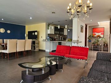VENDO CASA DE CAMPO EN ZONA EXCLUSIVA DE CHACLACAYO