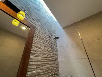 Magníficas casas en Calderón