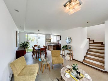 Magníficas casas en Calderón