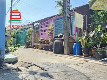 ทาวน์เฮาส์ การเคหะชุมชนทุ่งสองห้อง เนื้อที่ 20 ตรว. ถนนวิภาวดี-รังสิต แขวงทุ่งสองห้อง เขตบางเขน กรุงเทพฯ