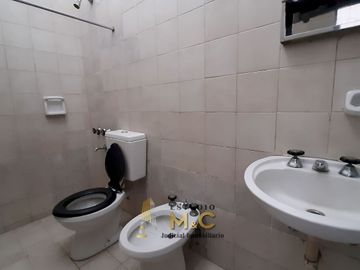 Dpto 1 dorm en B° Alberdi | Interno en PB con patio | Rioja y Santa Fe