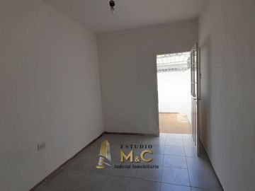 Dpto 1 dorm en B° Alberdi | Interno en PB con patio | Rioja y Santa Fe