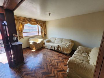 Vendo Amplio Duplex Mas Terraza en Cerca a La Plaza de La Bandera