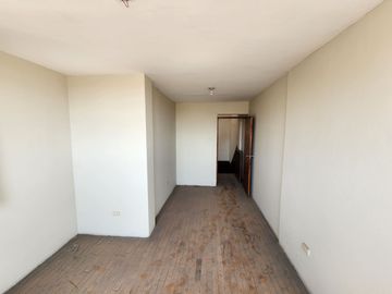 Vendo Amplio Duplex Mas Terraza en Cerca a La Plaza de La Bandera